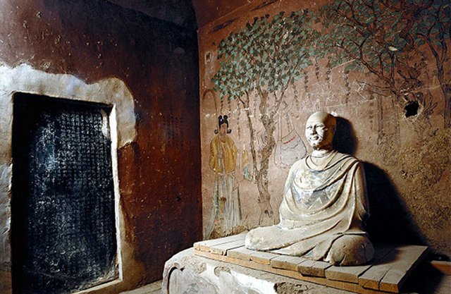 Mogao Grottoes, Dunhuang, China - Fascinating Statues, Manuscripts And