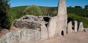 The Giants' Grave of Coddu Vecchiu. Image credit: Italian Ways