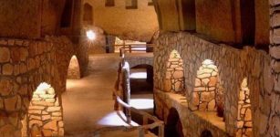 Underground city of Kish