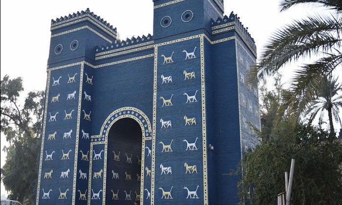 A replica of the Ishtar Gate in the ancient city of Babylon. (The original portal is currently in the Pergamonmuseum, Germany.)