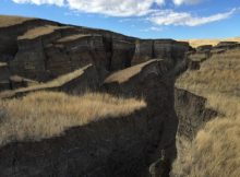 Huge crack near Yellowstone