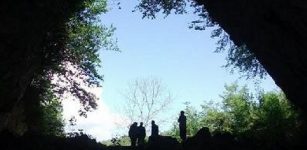 Satsurblia Cave, where a skeletal find was made.