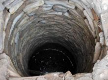 A well found in the courtyard behind Nash's House, at Shakespeare's Birthplace in Staffordshire © K Colls / W Mitchell, Staffordshire University, Centre of Archaeology