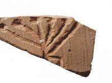 This 1,000-year-old potshard found on the Temple Mount depicting a menorah may have ended centuries of debate on the original design of the Temple Menorah. (Photo: The Temple Mount Sifting Project) via Breaking Iarael News