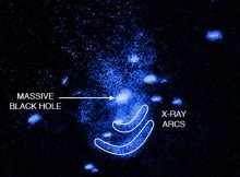 X-ray close-up. X-ray: NASA/CXC/Univ of Texas/E.Schlegel et al; Optical: NASA/STScI