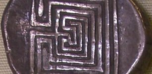 Ancient Greek Knossos coin depicts 400 BCE Labyrinth