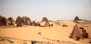 Al-Bagrawiya, Sudan - remains of Sudanese pyramids. Photo: Mosa'ab Elshamy / AP