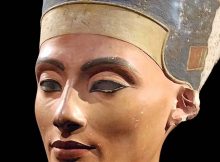 The British Egyptologist Dr Nicholas Reeves believes the remains of Tutankhamun, who died 3,000 years ago aged 19, may have been rushed into an outer chamber of what was originally Nefertiti's tomb.