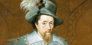 James VI of Scotland and I of England as painted by John de Critz; 'Since a Scottish king took over the English throne, Scotland arguably has prior claim on the monarch.' Photograph: Fine Art Photographic Library/CORBIS via guardian.co.uk