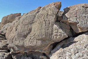 Petroglyphs At The Winnemucca Lake: North America's Oldest Known ...