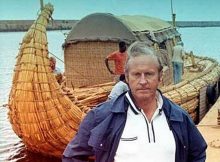 Thor Heyerdahl in front of the raft RA11,before the second attempt to crush the Atlantic. The picture was taken in Morocco, date unknown. Photo: AP