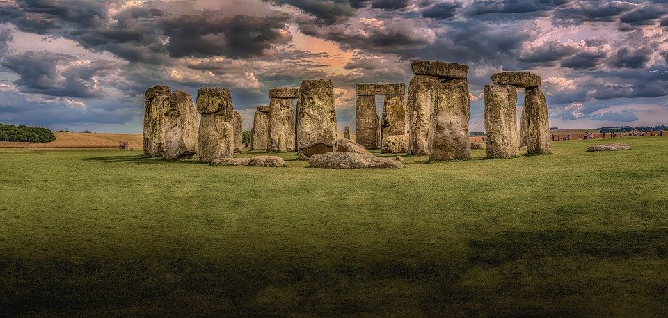 Stonehenge Was A ’Memory Code’ - Intriguing Theory Suggests