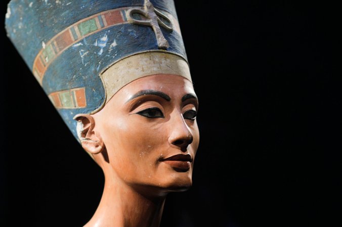 What Happened To The Mysterious And Beautiful Queen Nefertiti?