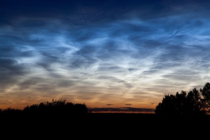 Mystery Of The Missing Noctilucent Clouds