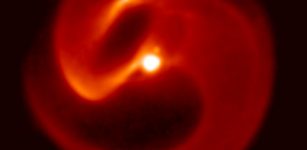 Image of Apep captured in the thermal infrared with the VISIR camera on the European Southern Observatory's VLT telescope in Chile. Credit: Professor Peter Tuthill/ESO