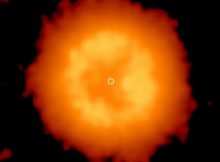 The infrared nebula of J005311. (c) Vasilii Gvaramadse/Moscow University