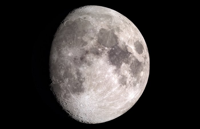 Our Moon Is Shrinking And Producing Moonquakes - MessageToEagle.com