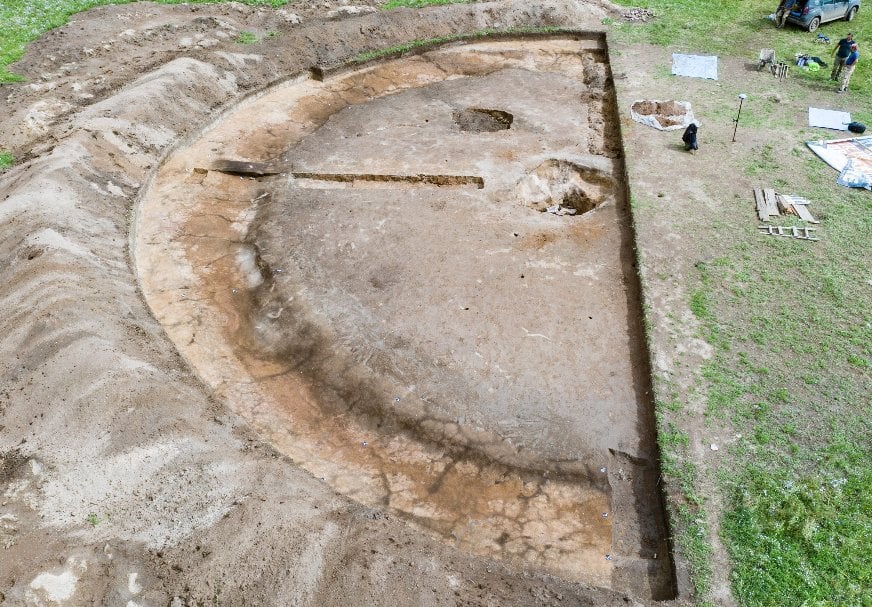 2,500-Year-Old Scythian Warrior Found In Untouched Grave In Siberian ‘Valley of the Kings’