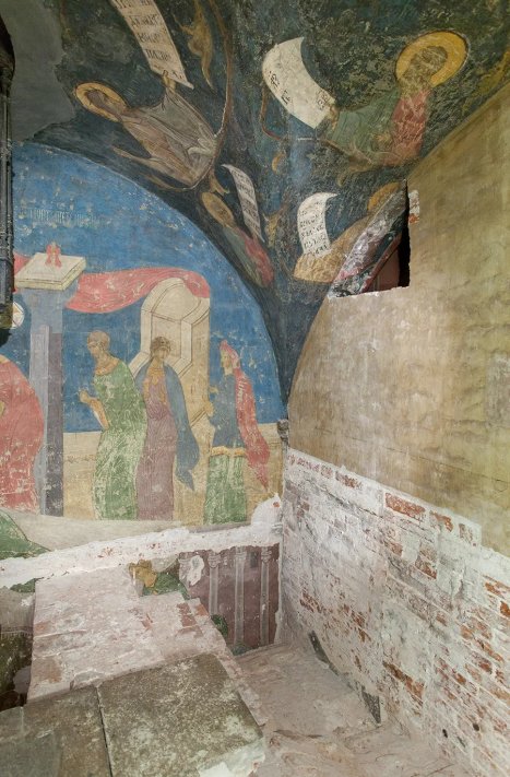 Never-Before-Seen Ancient Frescoes Discovered Inside The Dormition Cathedral