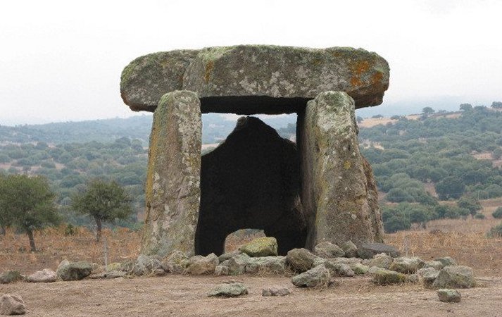 Ancient Secrets Of Megaliths And Anti-Gravity Revealed - Examination Of An Unknown Property Of Static Electricity