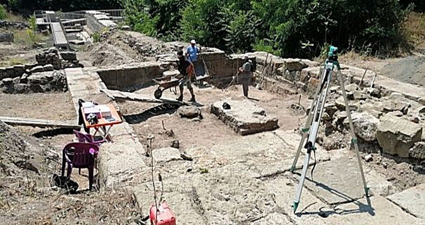 Bulgaria's Aquae Calidae Spa Complex: More 40 Coins Dated To 4th Century CE - Found