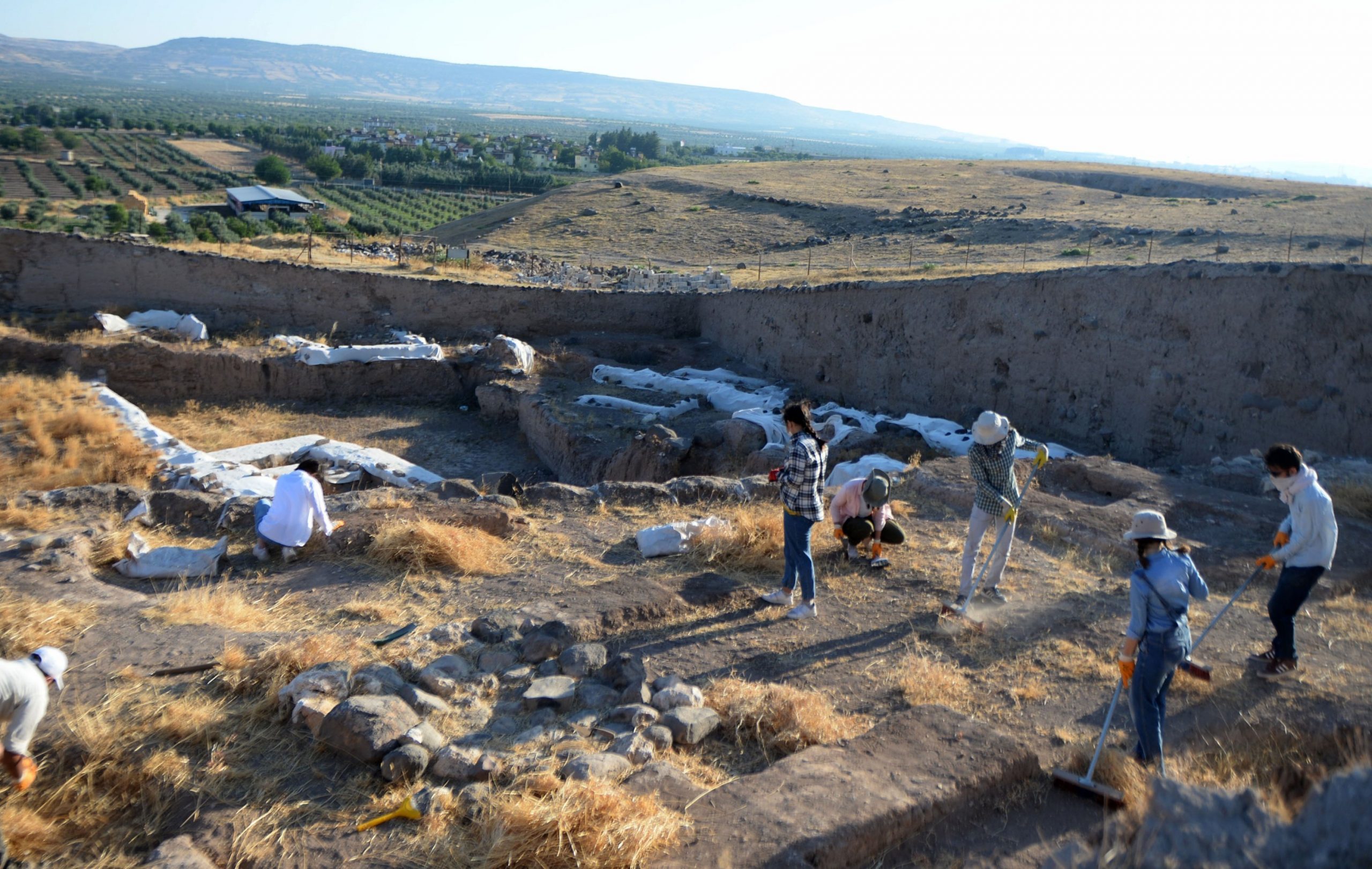 Excavations At Oylum Höyük In Southeast Anatolia Near Syrian Border - Resumed