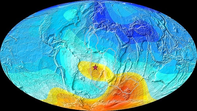 Weird South Atlantic Anomaly - Magnetic Field's Strange Behavior Started Millions Years Ago