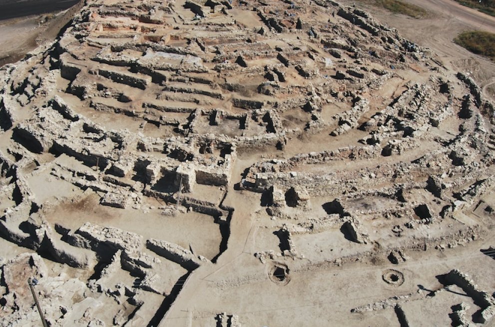 Anatolia's Seyitömer Mound Was Inhabited In Bronze Age, Achaemenid, Hellenistic, And Roman Times