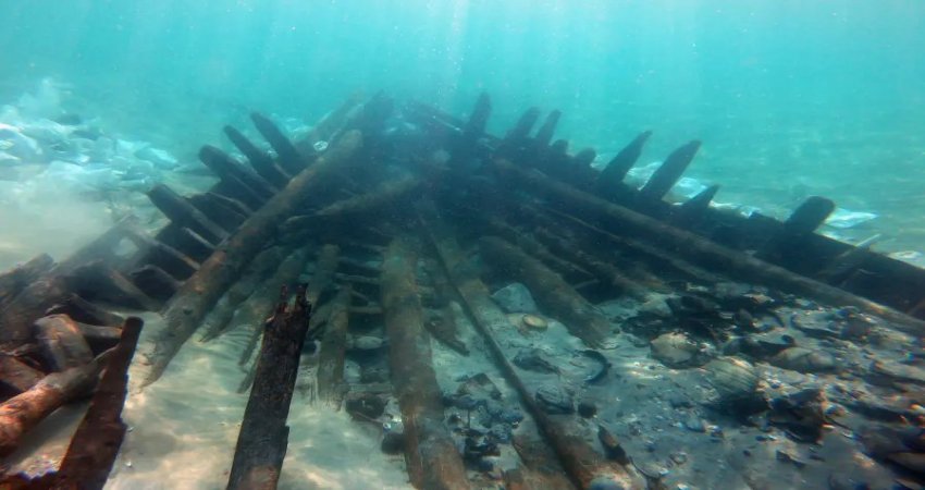 Excavations Of 7th Century Shipwreck In Israel Reveal Christian And Muslim Symbols