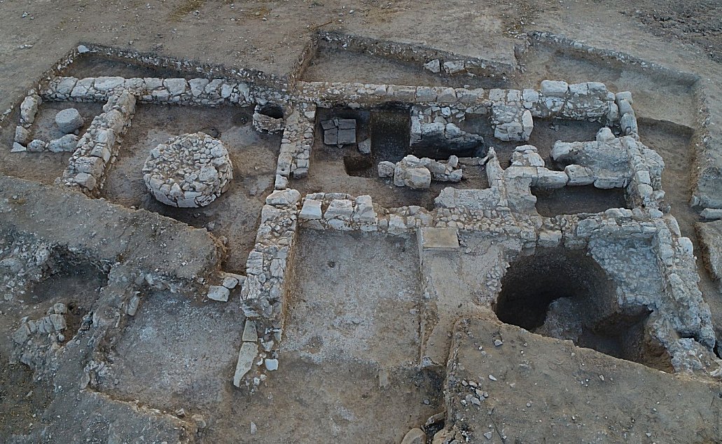 1,200-Year-Old Soap ‘Factory’ Unearthed In Beduin City Of Rahat In Israel