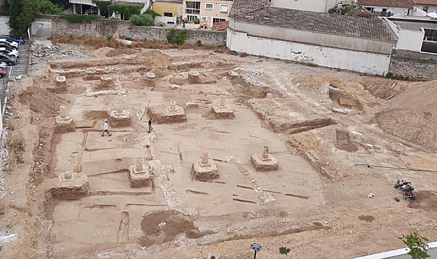 More Than 2,500 Years Old Gallic Tombs Unearthed In Nîmes, Southern France