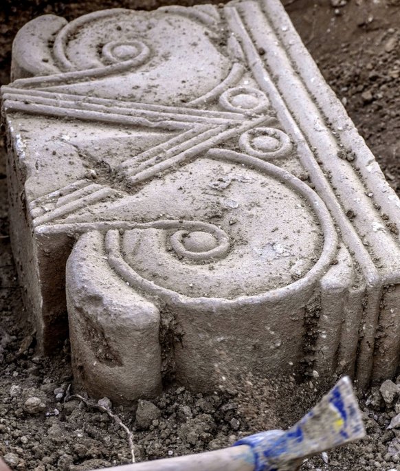 Palace From The Time Of The Kings Of Judah - Unearthed In Jerusalem