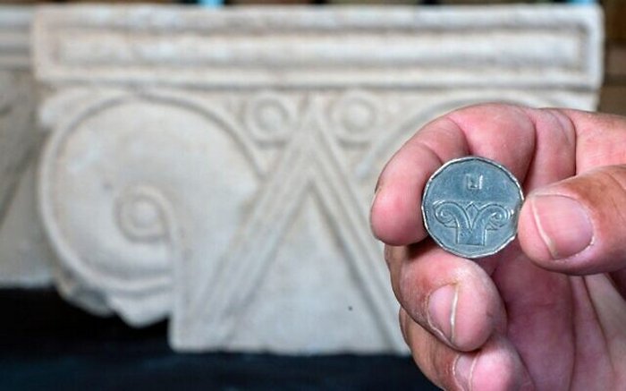 Palace From The Time Of The Kings Of Judah - Unearthed In Jerusalem