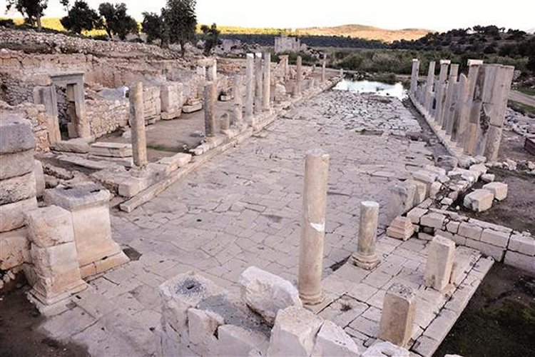 2,000-Year-Old Altar Depicting Snake Figure Unearthed In Lycian City Of Patara