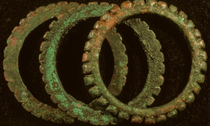 Metal Artifacts In Southeast Asia Archaeological Theory - Challenged