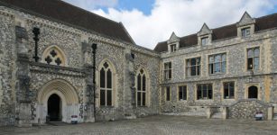 Burial Of Queen Of Emma Of Normandy Discovered In Winchester Castle