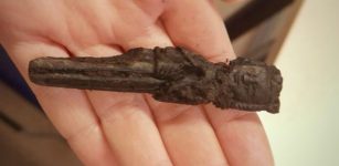 Strange Medieval Figurine With A Crown On The Head And A Falcon On The Arm - Is It A King Or A Queen?