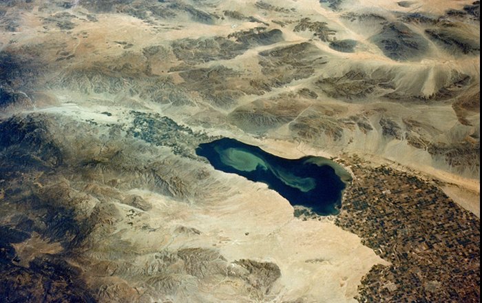 Half Of The World's Largest Lakes Are Losing Water - New Study