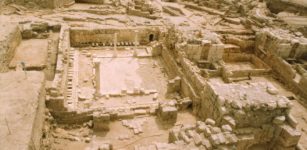 Large Roman Public Latrine With 60 Wooden Seats Discovered In Bet Shean, Israel