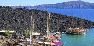 Scientific Drilling Unravels Historical Mystery Surrounding Santorini