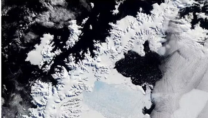 Reconstruction Of Antarctic Glaciers Using 1, 000 Historical Photos To Show Pre-Collapse State