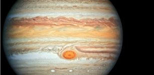 Jupiter's Great Red Spot Shrinks: New Theory Emerges