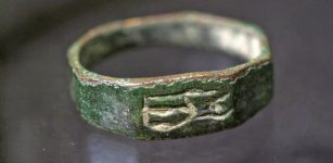 Child Finds Impressive 1,800-Year-Old Ring Engraved With Goddess Minerva On Mount Carmel, Israel