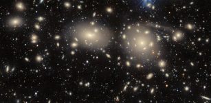 Dark Energy Camera Explores Coma Cluster, Inspiring Dark Matter Theory