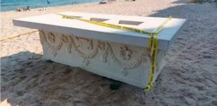 How Did A Roman Sarcophagus End Up On A Beach Near Varna In Bulgaria?