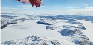 First Joint Picture Of Greenland Ice Sheet Melting - From ESA And NASA