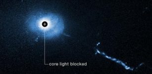 Hubble Observes A Quasar More Closely Than Ever Before